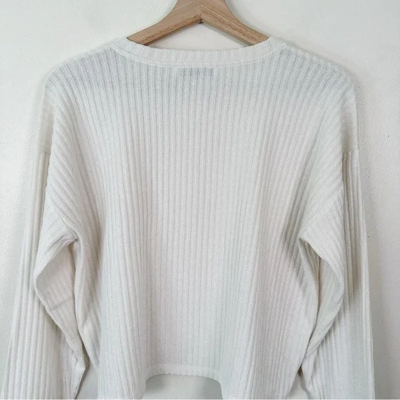 Aritzia Womens Size Medium Rudko Long Sleeve Ribbed Crop Top - Picture 13 of 15
